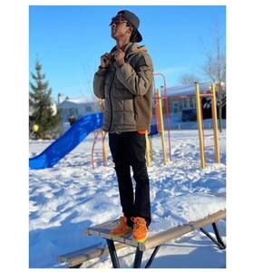 Meet your Posher, Mugisha